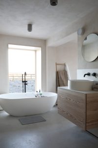 Douglas Fir Bathroom