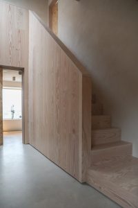 Douglas Fir Staircase